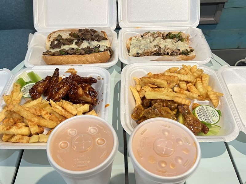 Eastpoint Fish & Wings food